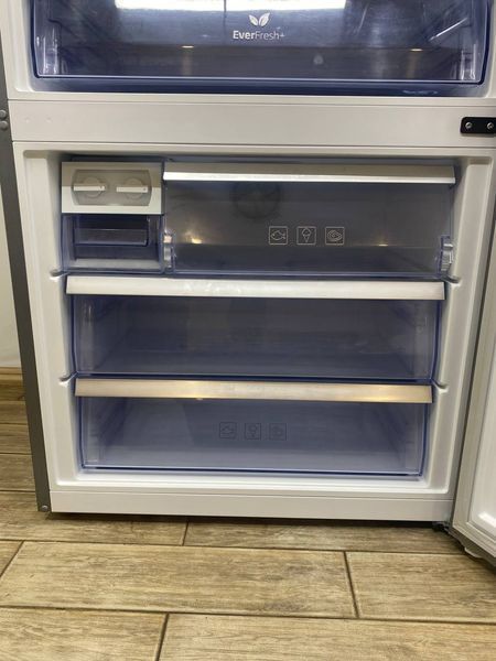 Холодильник двухкамерный Beko K83720NE 402+160л sn 1910092309 000048302 фото