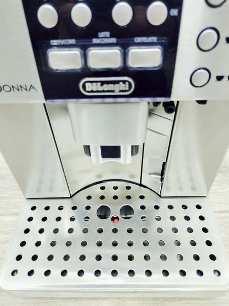 Кавомашина DeLonghi PrimaDonna ESAM6600 1350w sn 04518 000023475 фото