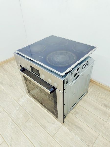 Електродуховка з варильною поверхнею Bosch HEB23D450 07 11400w sn 9003 00068 000037707 фото