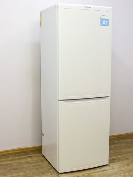 Холодильник двухкамерный Siemens KG33VV33 05 000024084 фото