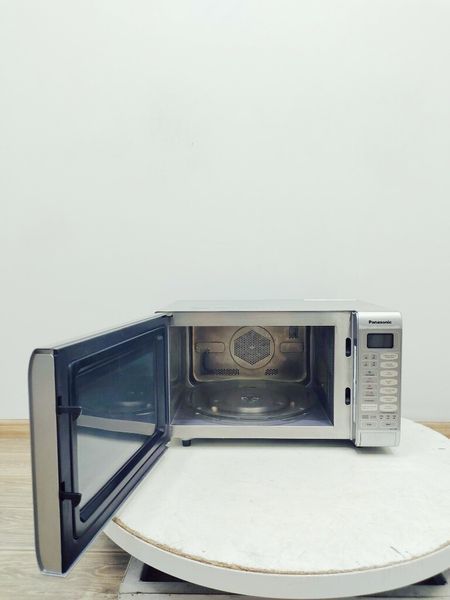 Мікрохвильова піч Panasonic NN A720MB 2770w гриль 1350w sn UN0291577 000035181 фото