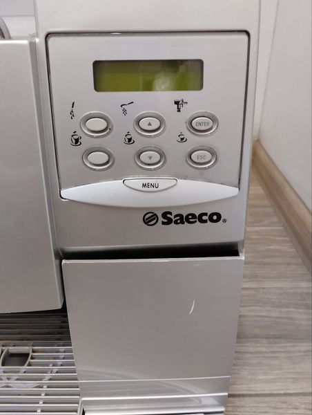 Кавомашина Saeco Royal SUPO16R sn 9008ROY0686407 000047097 фото