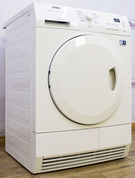 Сушильный автомат AEG T65770IH4 000016478 фото