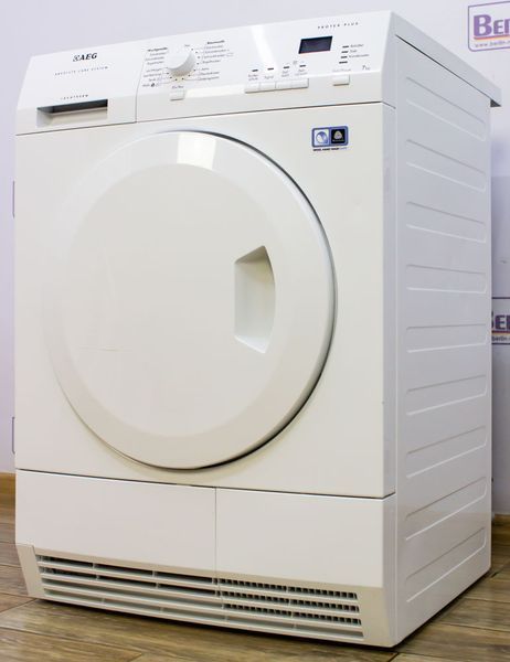 Сушильный автомат AEG T65770IH4 000016478 фото