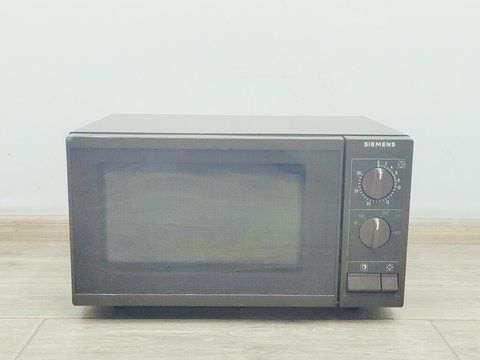 Мікрохвильова піч Siemens HF12100 1180w sn 6810 KO8270360 000040021 фото