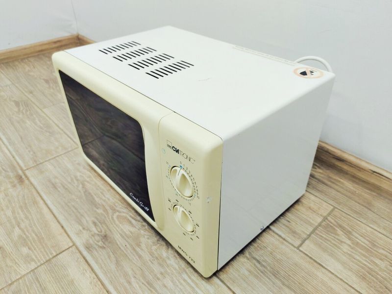 Мікрохвильова піч Clatronic MWG 722 1200w гриль 1000w sn S0232002905879 000036902 фото