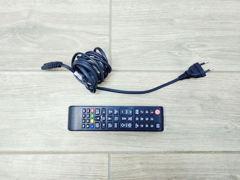 Телевизор 32 Samsung UE32D5000 LCD Full HD 000038105 фото