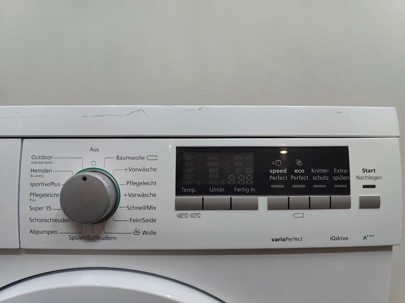 Стиральная машина Siemens WM14Q4S20 09 2000W 6кг sn 951200186 000053435 фото