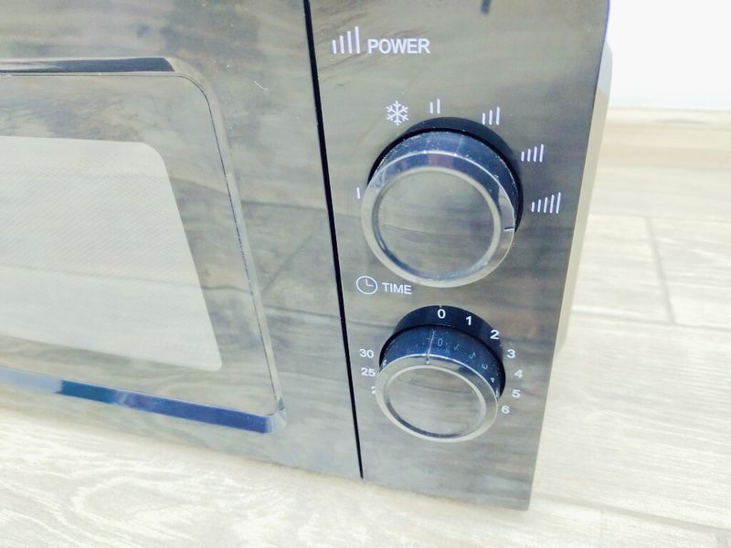 Мікрохвильова піч Exquisit MW717 7 SW 1100w sn 03060200901350 000038684 фото