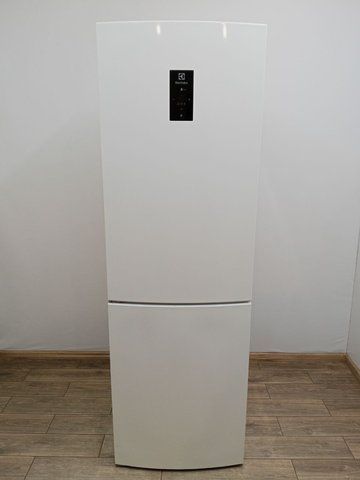 Холодильник двухкамерный Electrolux EN3489MFW 117W 214+91л sn 81910048 n 451 000049659 фото
