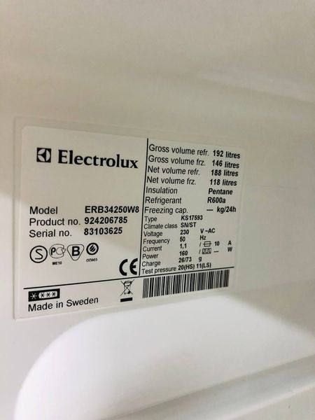 Холодильник двокамерний Electrolux ERB34250W8 188+118 л 160w sn 83103625_п13_н318 000045577 фото