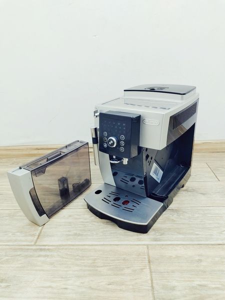 Кофемашина DeLonghi ECAM24 210 SB 000031559 фото