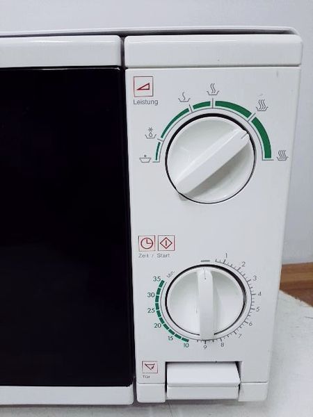 Мікрохвильова піч Privileg MW 310 1250w sn 058039 000034647 фото