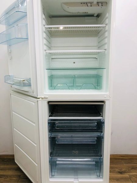 Холодильник двокамерний Electrolux ERB34250W8 188+118 л 160w sn 83103625_п13_н318 000045577 фото