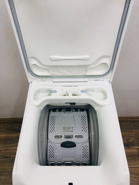 Стиральная машина вертикальная AEG Protex L60260TL 000045220 фото