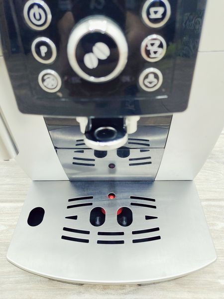 Кофемашина DeLonghi ECAM24 210 SB 000031559 фото