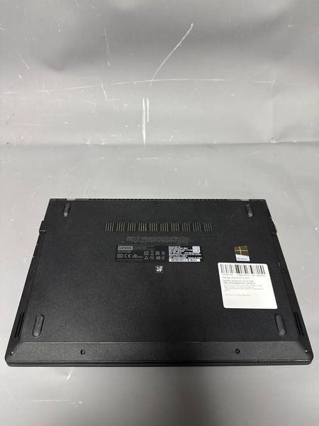 Ноутбук Lenovo E31 70 000047275 фото