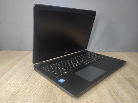 Ноутбук Acer Aspire ES1 533 000045643 фото