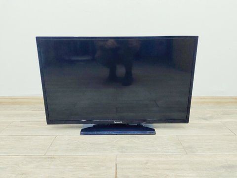 ТБ 32 Panasonic TX 32A300E LED HD 65w sn 27267290400058 000036425 фото