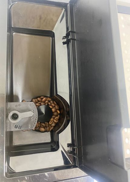 Кофемашина De'Longhi Perfecta 1350w sn ESAM5550 B 000048838 фото
