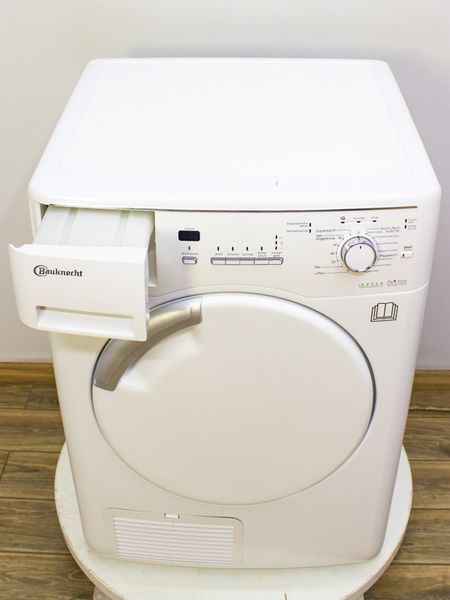 Сушильна машина Bauknecht TK PLUS 71B Di 2700w 7кг sn 856027003010 000023973 фото