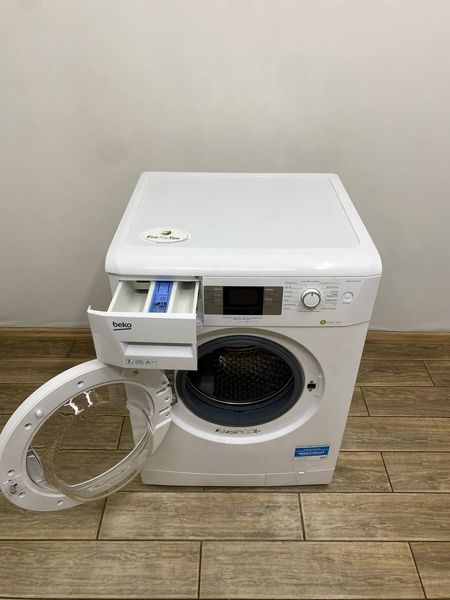 Стиральная машина BekoWMB71643PTE 2200W 7кг sn 1640114501 000049134 фото