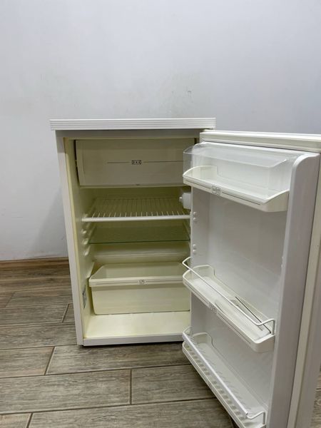 Холодильник однокамерный Privileg HT9 135 000045612 фото