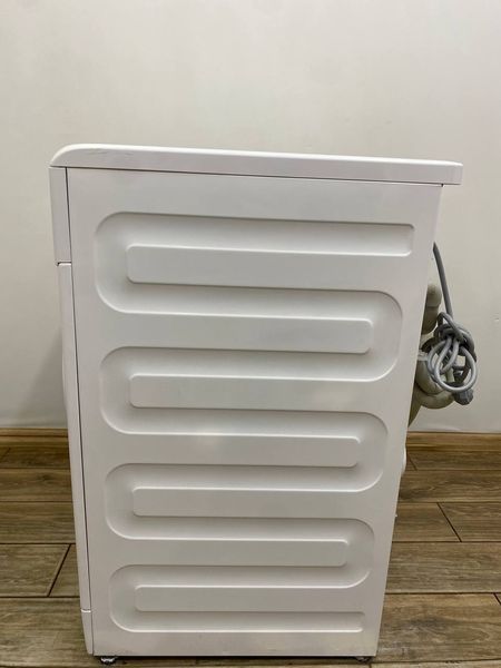 Стиральная машина BekoWMB71643PTE 2200W 7кг sn 1640114501 000049134 фото