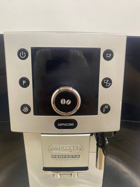 Кофемашина De'Longhi Perfecta 1350w sn ESAM5550 B 000048838 фото