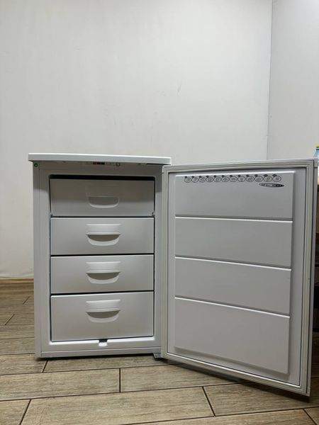 Морозильна камера Cylinda AZ 130i 92W 84л sn 06483161117002 n727 000054397 фото