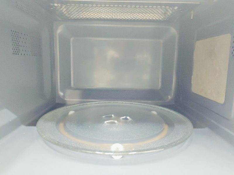 Мікрохвильова піч Clatronic MWG 775H 1300w гриль 1200w 000043233 фото