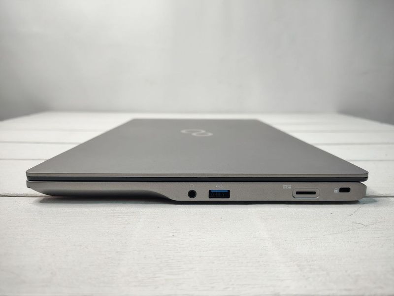 Ноутбук Fujitsu LifeBook U7411 14 FHD Б/У Бат до 8 годин 000052190 фото