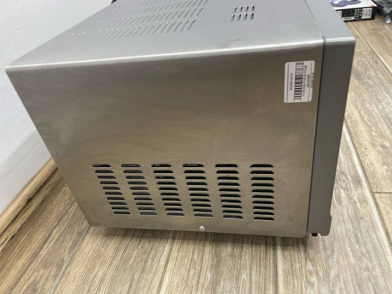 Мікрохвильова піч Studio MD14500 1400w гриль 950w sn 3183113 000045665 фото