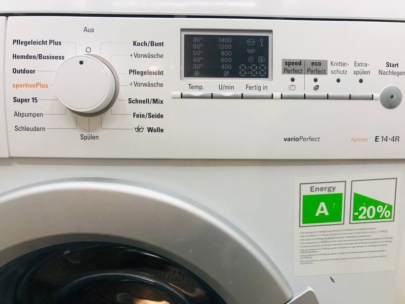 Стиральная машина Siemens VarioPerfect Runner WM14E4R3 08 000043942 фото