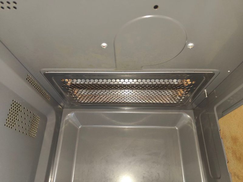 Микроволновая печь Clatronic MWG775H 1300W sn 54887 000051103 фото