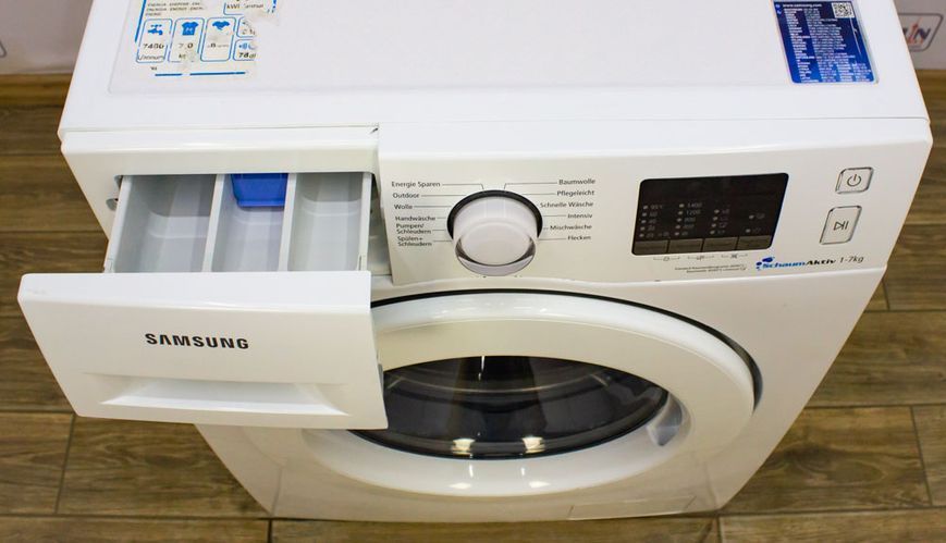 Стиральная машина Samsung WF70F5E0Q4W 000017014 фото