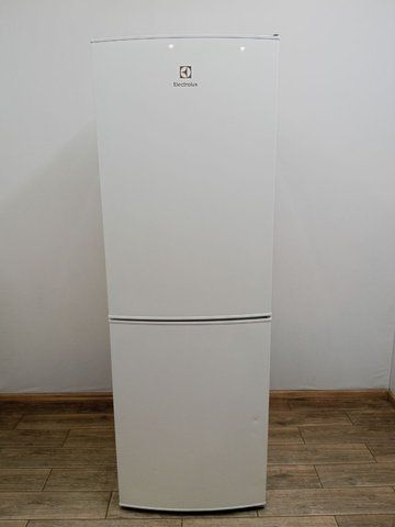 Холодильник двухкамерный Electrolux KNT3EL31W2 100W 195+109л sn 22840073 n 455 000049667 фото