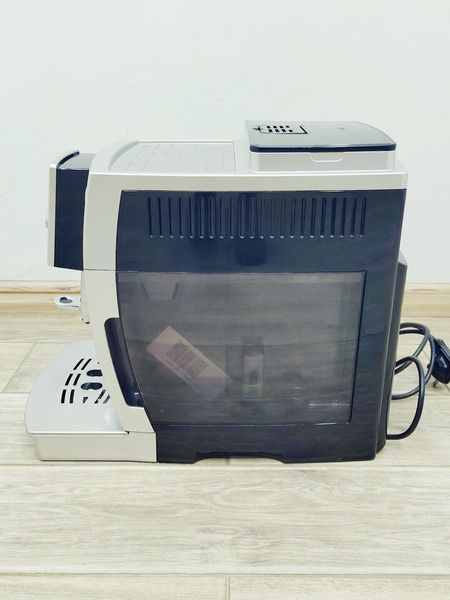 Кавомашина DeLonghi ECAM23 210 B 1450w sn 31521 000031625 фото
