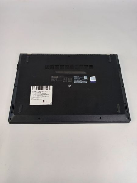 Ноутбук Lenovo E31 80 000041197 фото