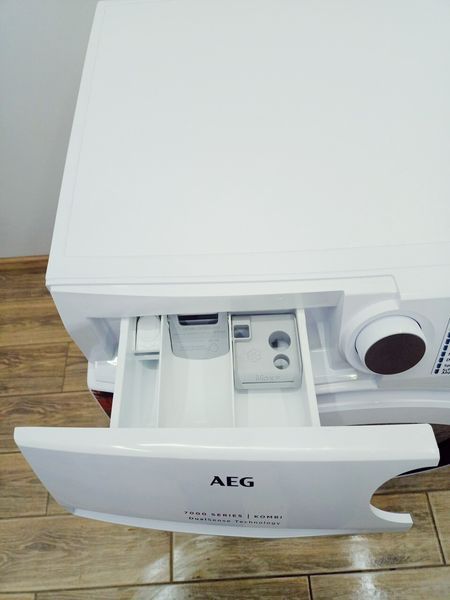 Стирально сушильная машина 2в1 AEG 7000 Series Kombi L7WB65684 000042919 фото
