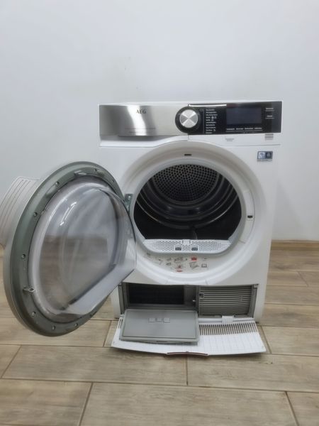 Сушильна машина AEG 8000 Series T8DE86685 700w 8 кг sn 81413041 000041138 фото