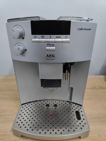 Кавомашина AEG caffe grande CG6600 1350W sn 13100084 000050079 фото