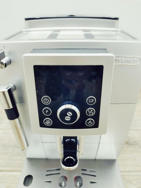 Кавомашина DeLonghi ECAM23 210 B 1450w sn 31521 000031625 фото