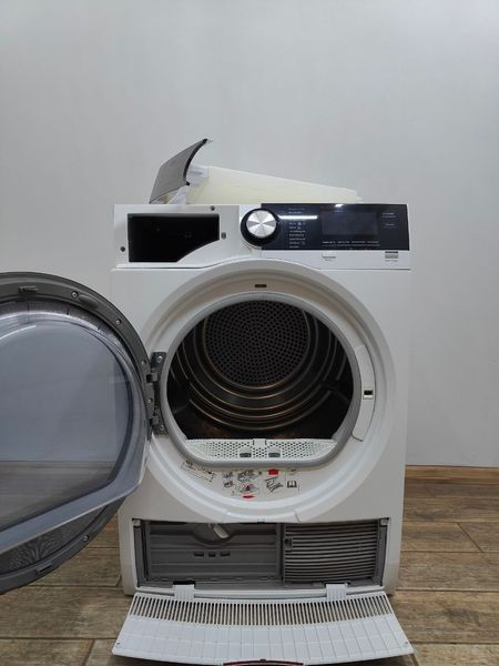 Сушильна машина AEG 8000Series Lavaterm T8DS86689 700W 8кг sn 91609791000 000051959 фото