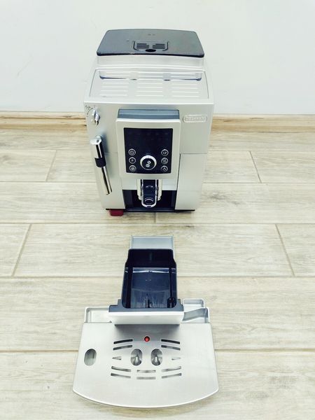 Кавомашина DeLonghi ECAM23 210 B 1450w sn 31521 000031625 фото