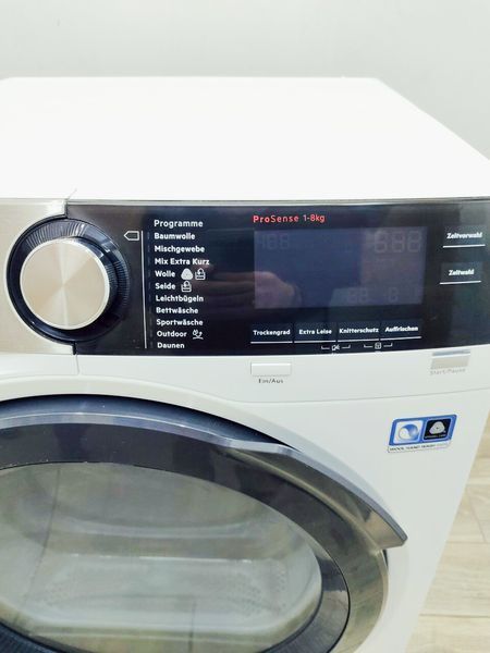 Сушильна машина AEG 8000 Series T8DS86689 700w 8кг sn 93829339 000042771 фото