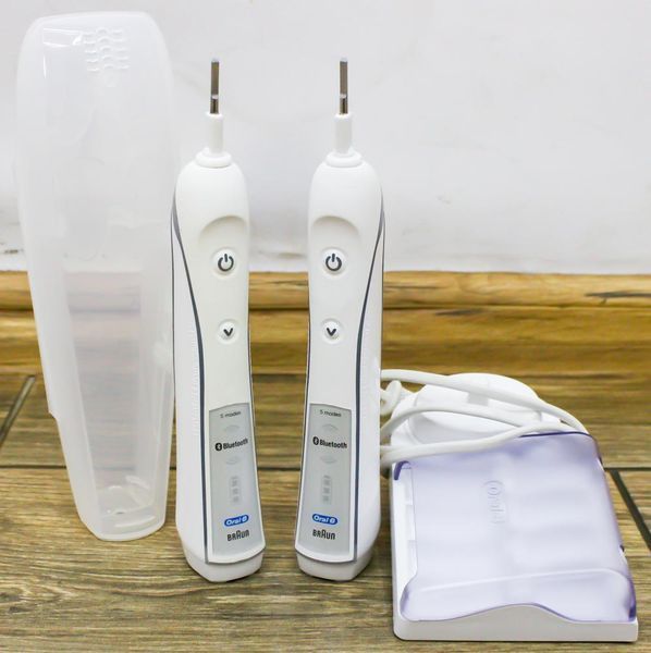 Зубна щітка електр Braun Oral B Pro 6500 sn R74251444 R80321644 сток (не комп) LPNHE362832252 135е 000013997 фото