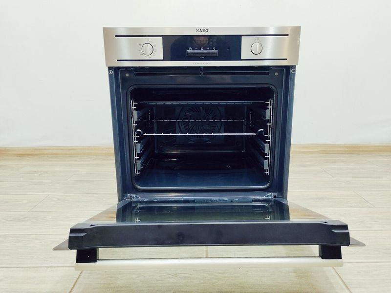 Електродуховка AEG BE5003001M 3500w sn 30737310 000045609 фото