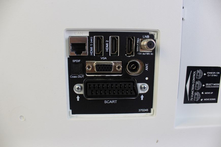 Телевізор 32 Telefunken XH32A301 W LCD HD 65w sn 7873730700249 000042581 фото