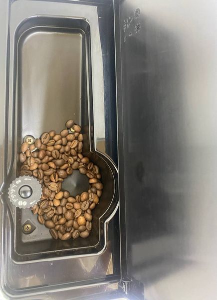 Кофемашина Delonghi Magnifica 1350w ESAM3200 S 000048834 фото